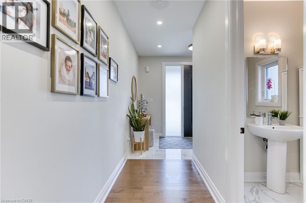 Detached for sale at 71 IAN ORMSTON Drive, Doon South, Kitchener, Ontario, photo 6