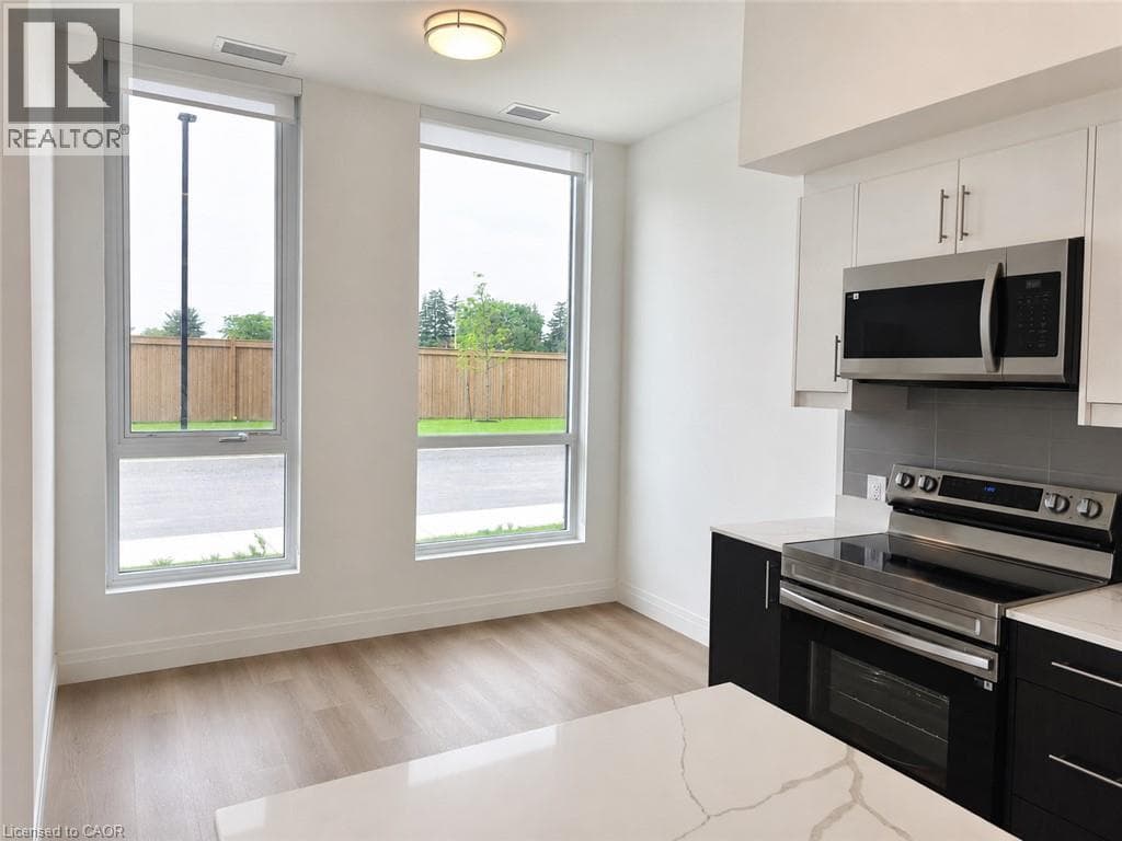 Apartment for sale at 1333 WEBER Street Unit# 104, Stanley Park, Kitchener, Ontario, photo 4