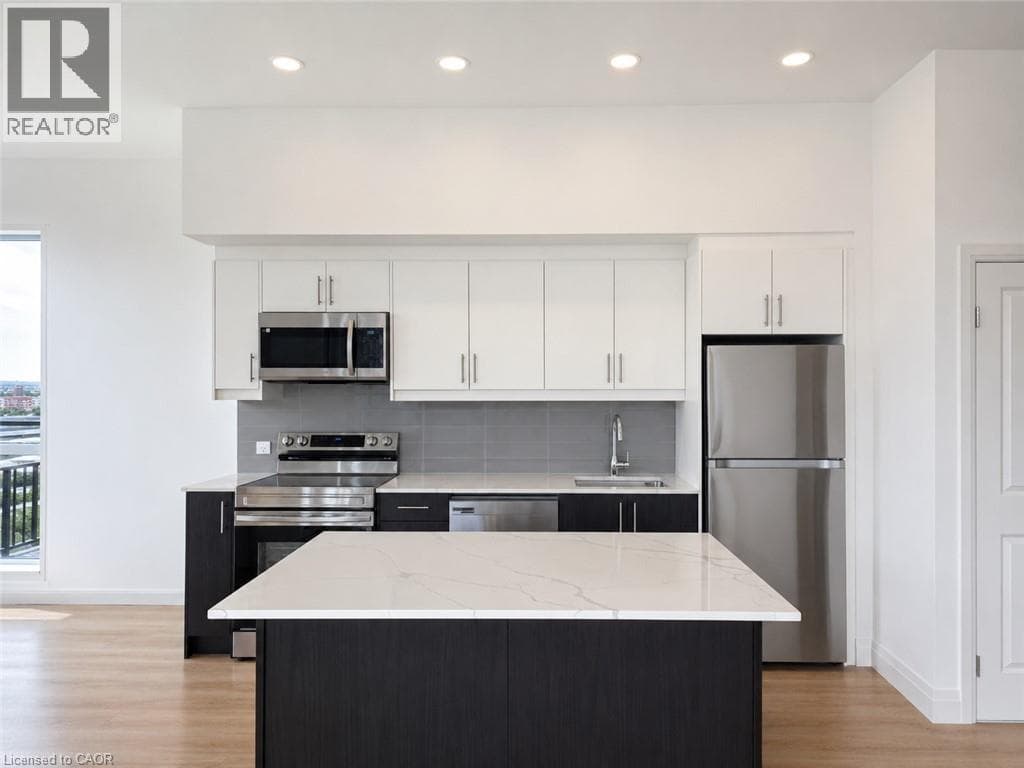 Apartment for sale at 1333 WEBER Street Unit# 104, Stanley Park, Kitchener, Ontario, photo 3