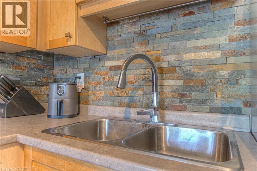 Apartment for sale at 155 WATER Street S Unit# 407, Downtown Galt, Cambridge, Ontario, photo 12