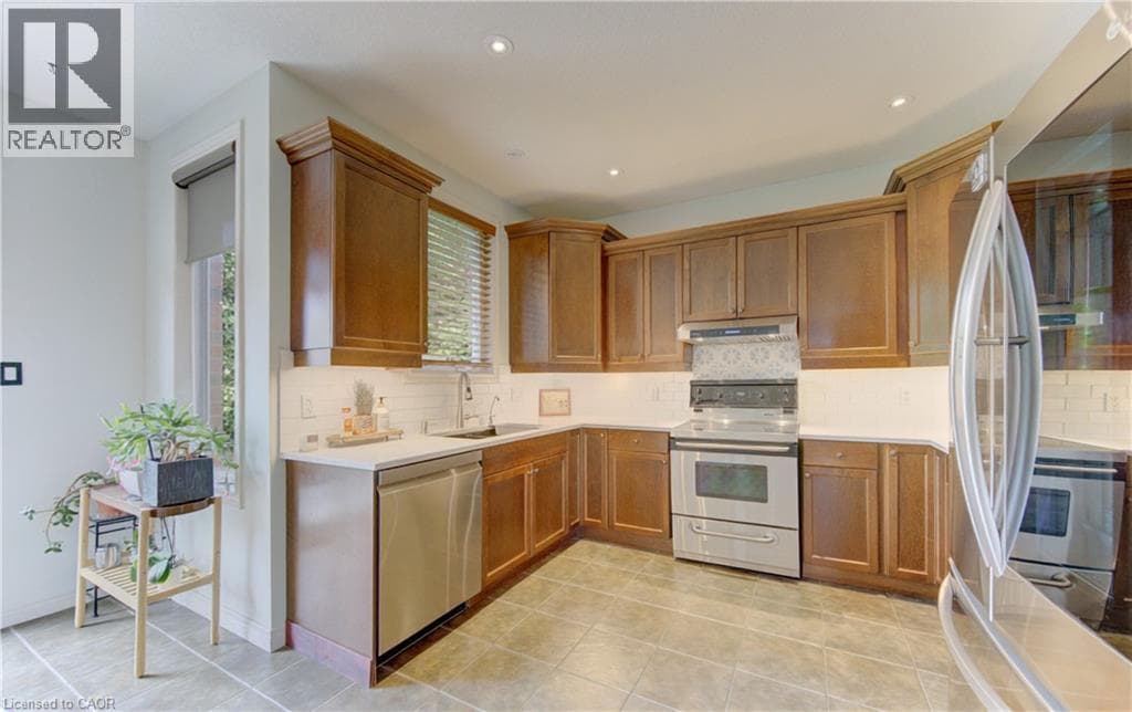 Detached for sale at 725 ZURICH Drive, Clair Hills, Waterloo, Ontario, photo 17