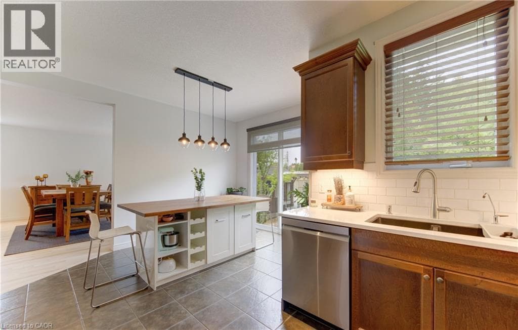 Detached for sale at 725 ZURICH Drive, Clair Hills, Waterloo, Ontario, photo 13