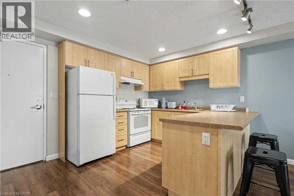 Multi-family for sale at 96 UNIVERSITY Avenue W, Northdale, Waterloo, Ontario, photo 16