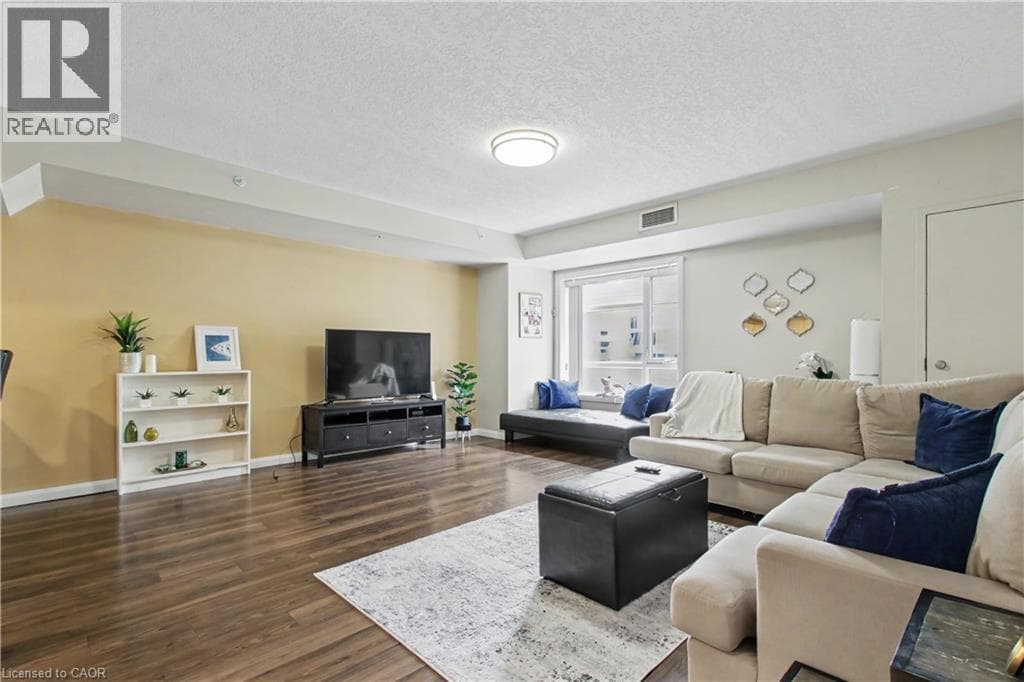 Multi-family for sale at 96 UNIVERSITY Avenue W, Northdale, Waterloo, Ontario, photo 4