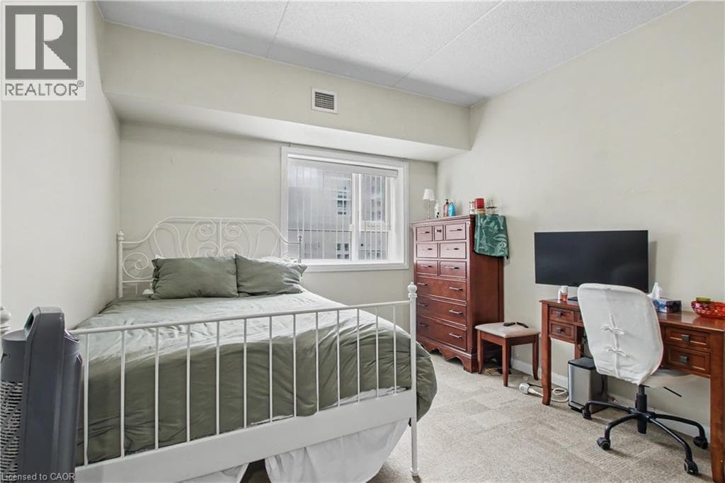 Multi-family for sale at 96 UNIVERSITY Avenue W, Northdale, Waterloo, Ontario, photo 5