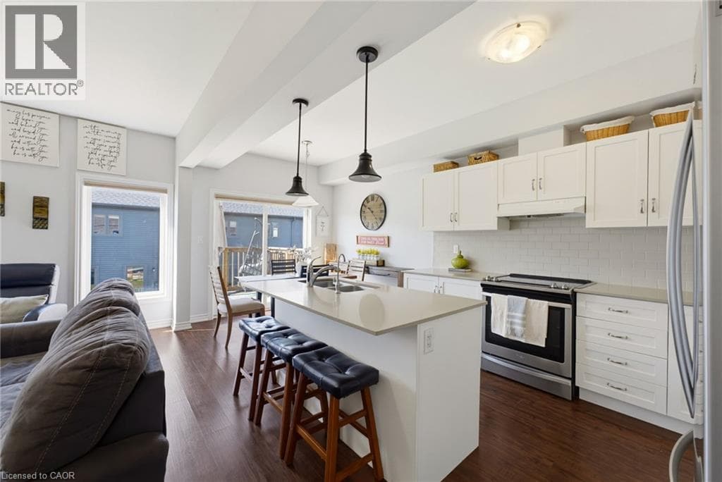 Townhouse for sale at 324 EQUESTRIAN Way Unit# 49, Briardean, Cambridge, Ontario, photo 5