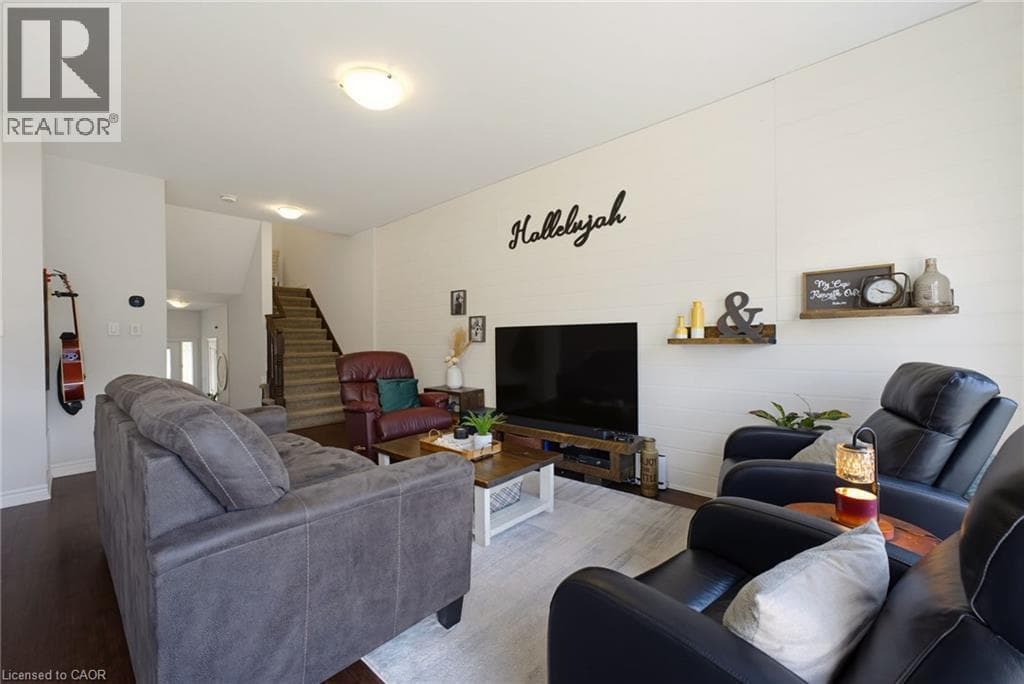 Townhouse for sale at 324 EQUESTRIAN Way Unit# 49, Briardean, Cambridge, Ontario, photo 8
