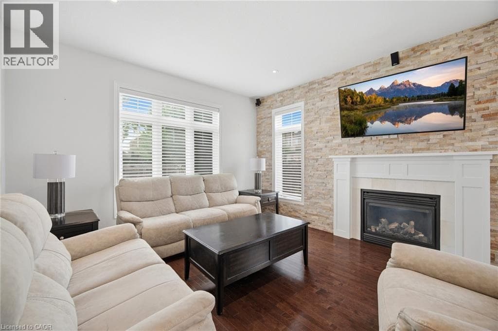 Detached for sale at 58 DOON CREEK Street, Doon South, Kitchener, Ontario, photo 9