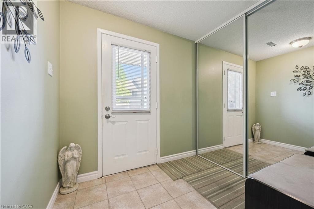 Townhouse for sale at 365 PIONEER Drive Unit# 19, Pioneer Park, Kitchener, Ontario, photo 5