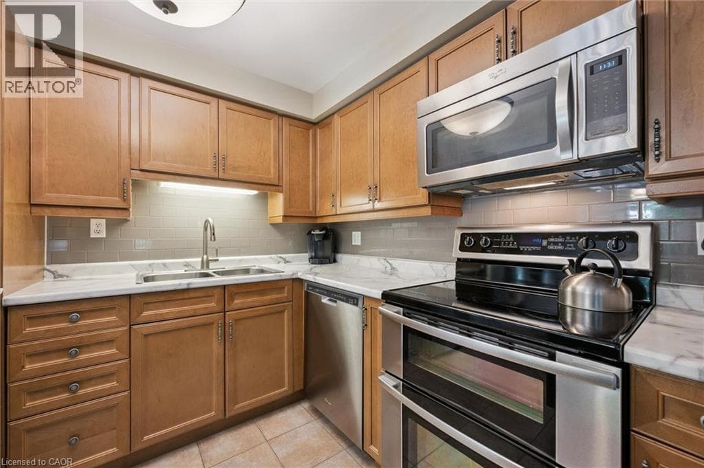Townhouse for sale at 365 PIONEER Drive Unit# 19, Pioneer Park, Kitchener, Ontario, photo 14
