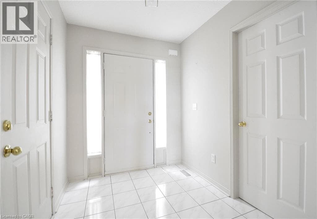 Detached for sale at 95 DRINKWATER Drive, Branchton Park, Cambridge, Ontario, photo 5