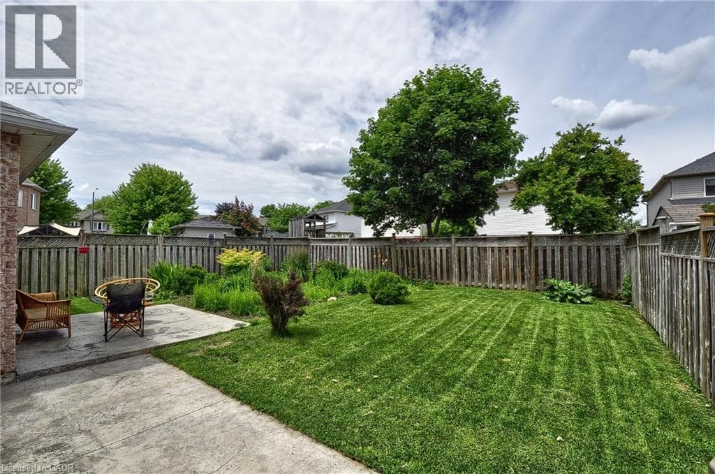 Detached for sale at 95 DRINKWATER Drive, Branchton Park, Cambridge, Ontario, photo 21