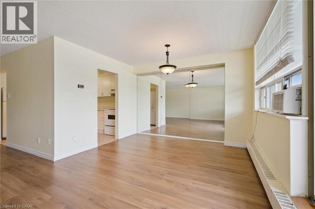 Apartment for sale at 65 WESTMOUNT Road Unit# 211, Northdale, Waterloo, Ontario, photo 11