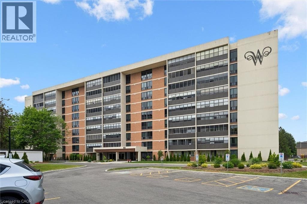 Apartment for sale at 65 WESTMOUNT Road Unit# 211, Northdale, Waterloo, Ontario