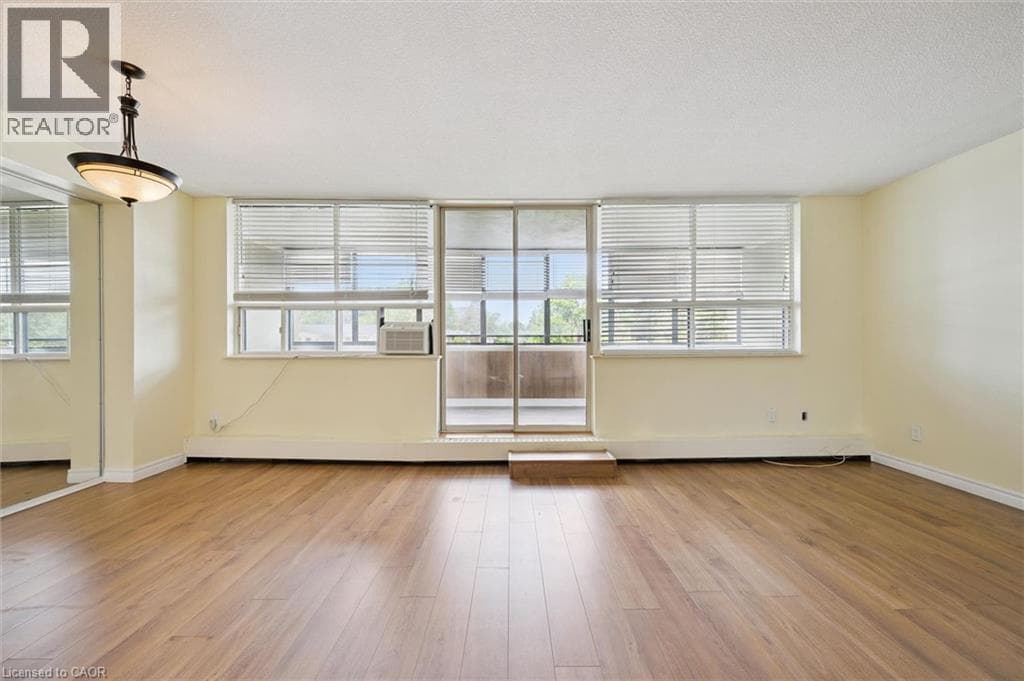 Apartment for sale at 65 WESTMOUNT Road Unit# 211, Northdale, Waterloo, Ontario, photo 15