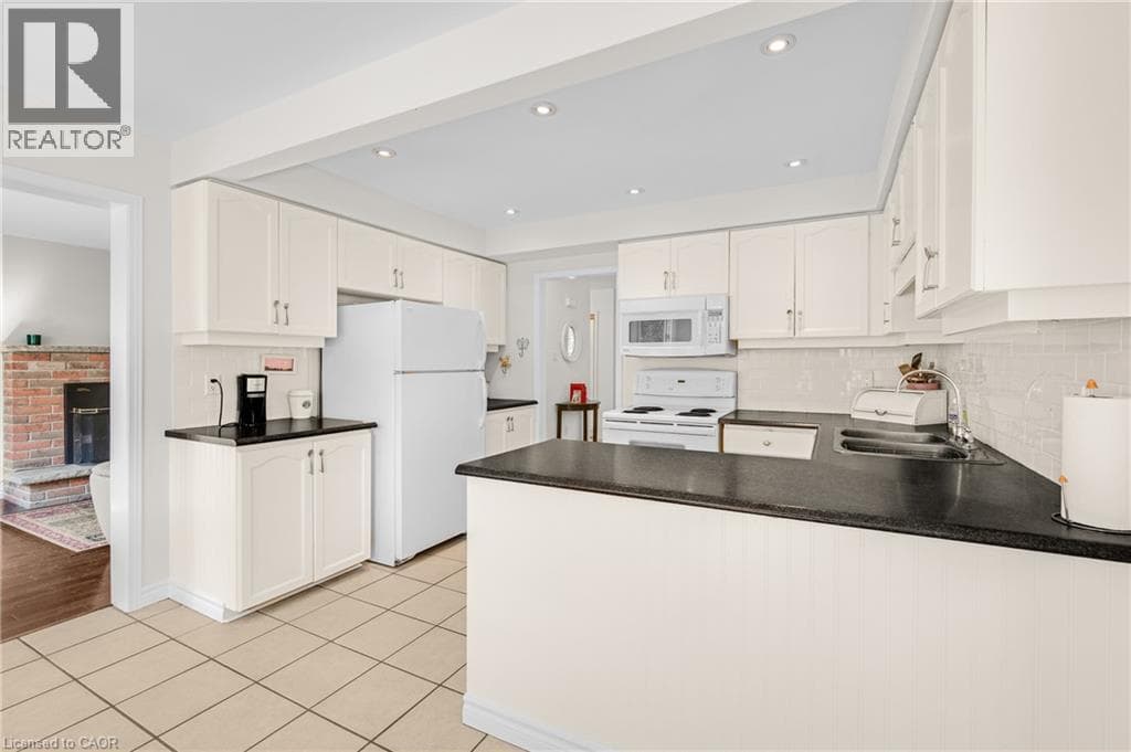 Detached for sale at 123 BENN Drive, Shades Mills, Cambridge, Ontario, photo 10