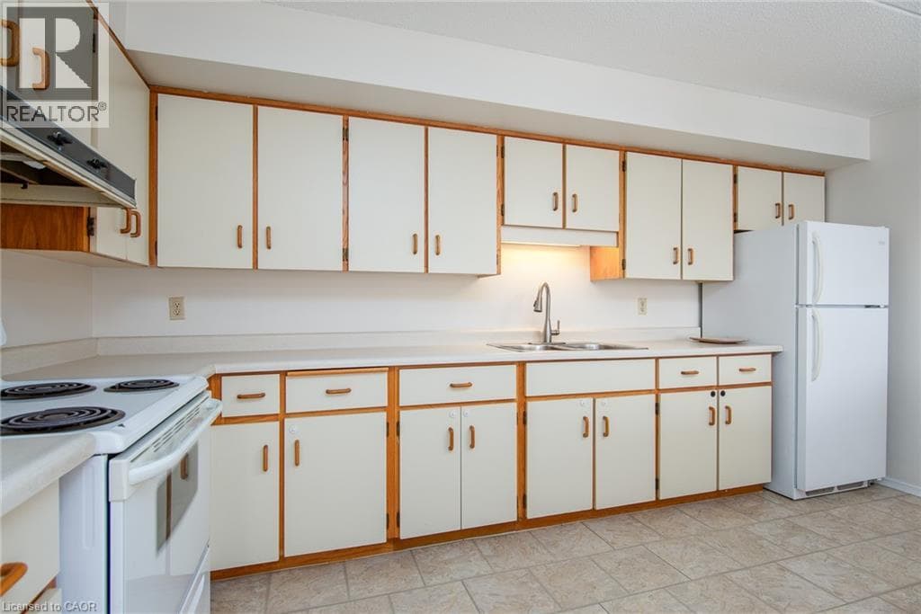 Apartment for sale at 384 W ERB Street Unit# 207, Erb West, Waterloo, Ontario, photo 17