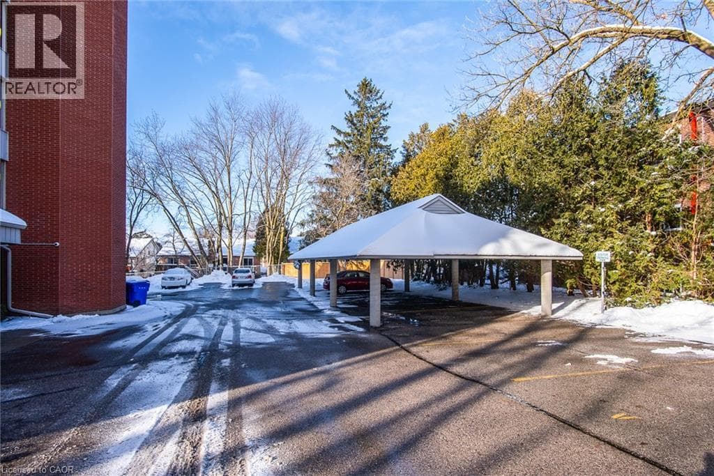 Apartment for sale at 384 W ERB Street Unit# 207, Erb West, Waterloo, Ontario, photo 5