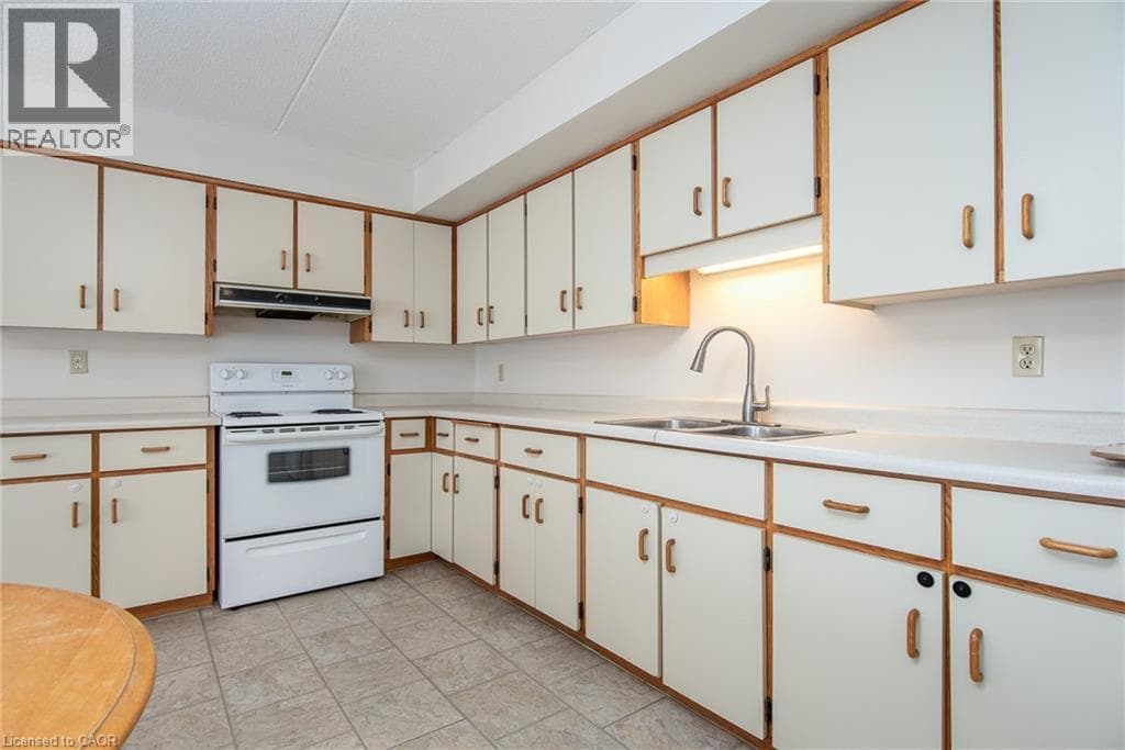 Apartment for sale at 384 W ERB Street Unit# 207, Erb West, Waterloo, Ontario, photo 21