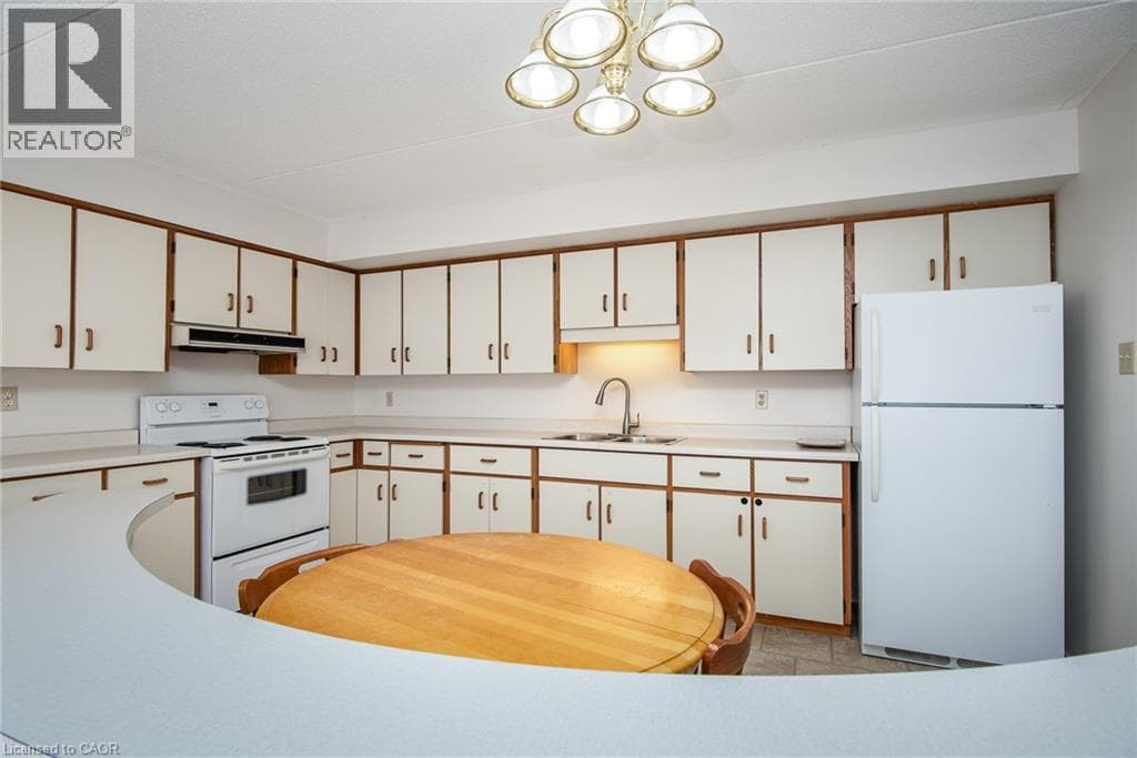 Apartment for sale at 384 W ERB Street Unit# 207, Erb West, Waterloo, Ontario, photo 22