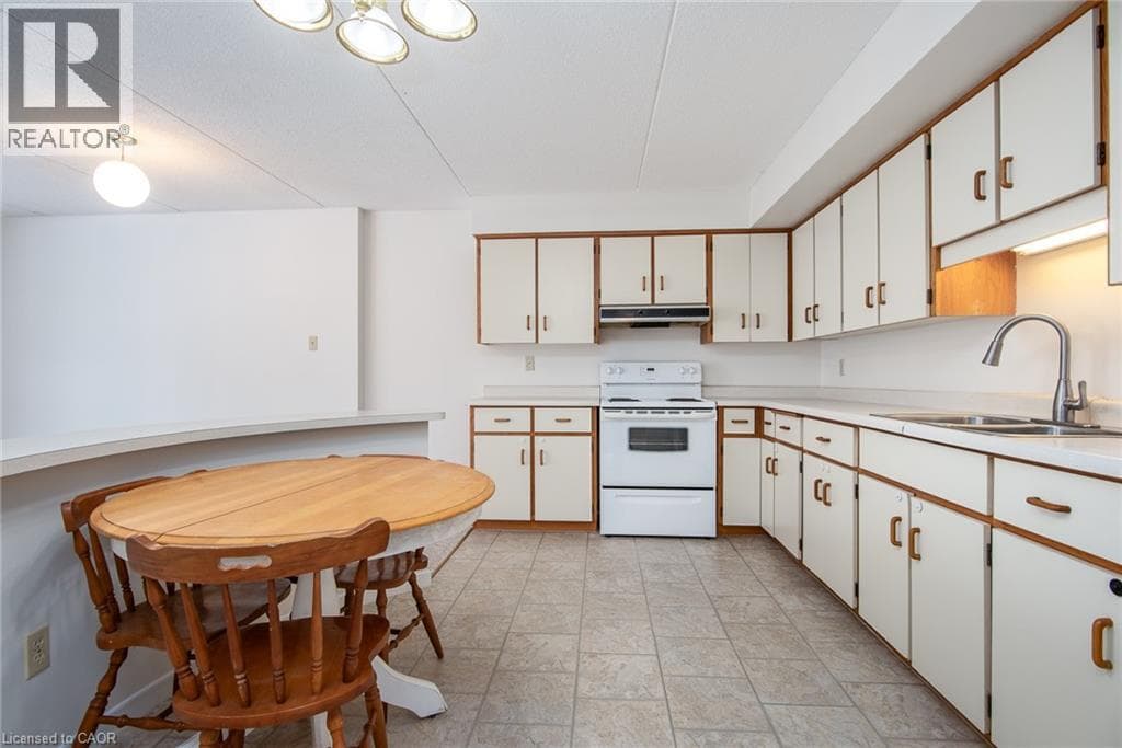 Apartment for sale at 384 W ERB Street Unit# 207, Erb West, Waterloo, Ontario, photo 20