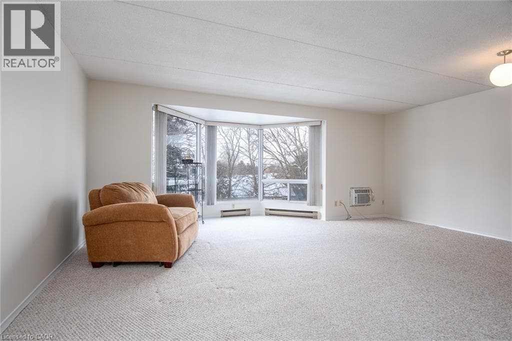 Apartment for sale at 384 W ERB Street Unit# 207, Erb West, Waterloo, Ontario, photo 9