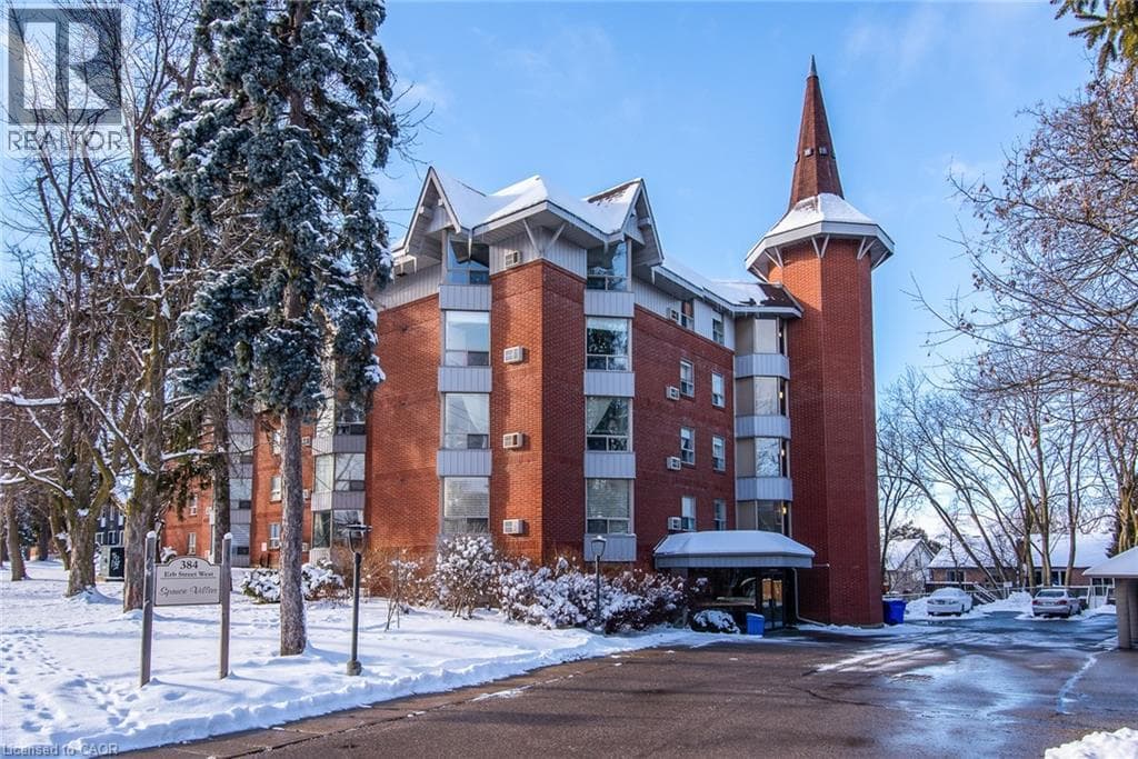 Apartment for sale at 384 W ERB Street Unit# 207, Erb West, Waterloo, Ontario, photo 2