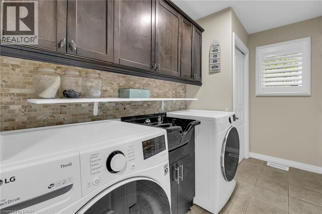Detached for sale at 956 BANFFSHIRE Court, Huron Park, Kitchener, Ontario, photo 18