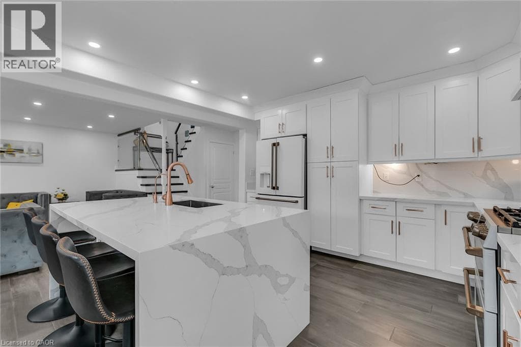 Detached for sale at 956 BANFFSHIRE Court, Huron Park, Kitchener, Ontario, photo 16
