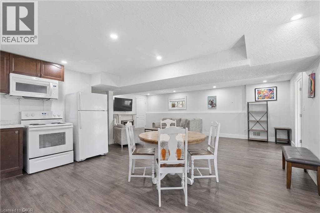 Detached for sale at 956 BANFFSHIRE Court, Huron Park, Kitchener, Ontario, photo 34