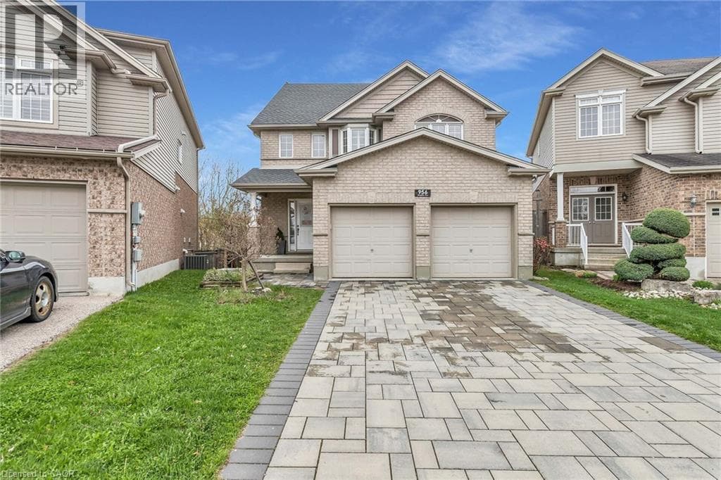 Detached for sale at 956 BANFFSHIRE Court, Huron Park, Kitchener, Ontario