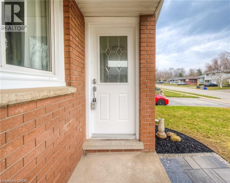 Multi-family for sale at 248 CYRUS Street, Preston Heights, Cambridge, Ontario, photo 3