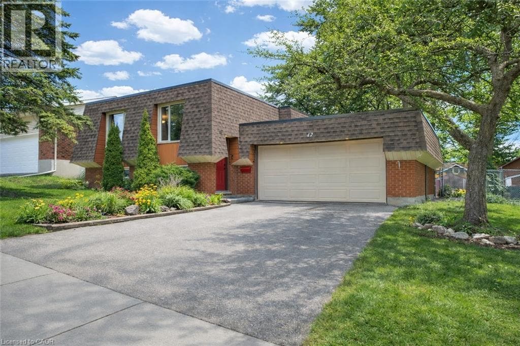 Detached for sale at 42 CULPEPPER Drive, Uptown West, Waterloo, Ontario, photo 2