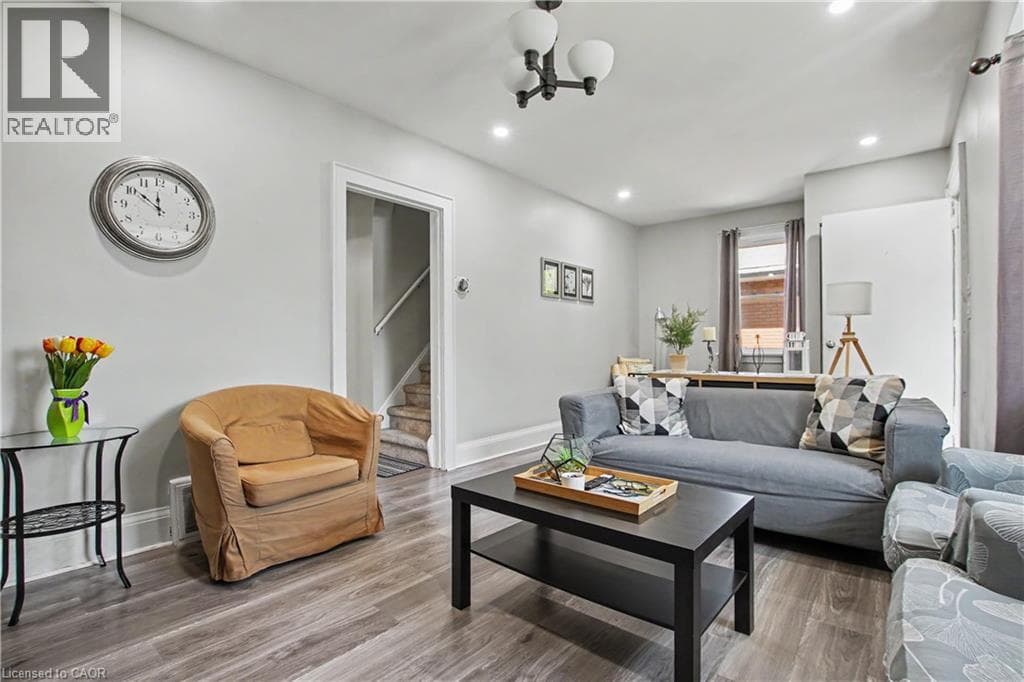 Detached for sale at 16 MERCER Road, Elgin Park, Cambridge, Ontario, photo 8