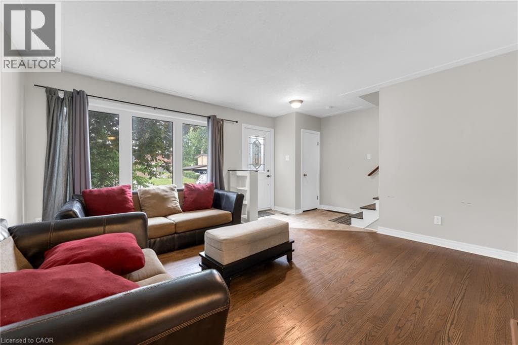 Semi-detached for sale at 203B ERB Street, Mary Allen, Waterloo, Ontario, photo 10