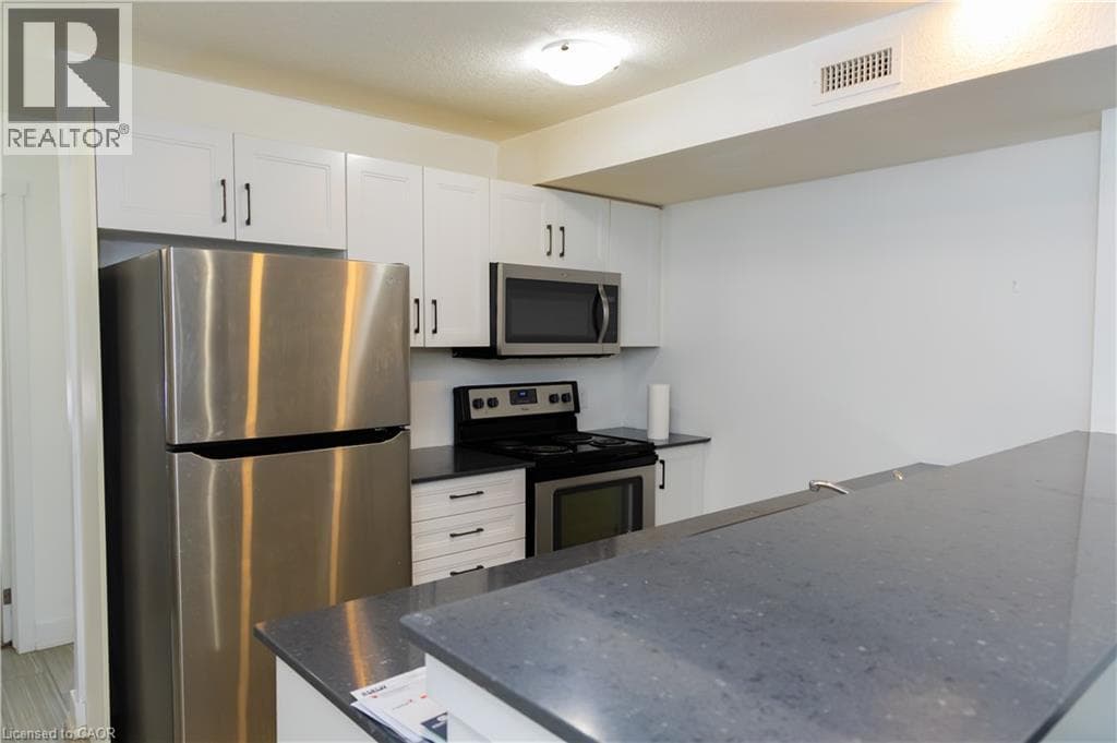 Townhouse for sale at 190 CENTURY HILL Drive Unit# A5, Country Hills, Kitchener, Ontario, photo 11