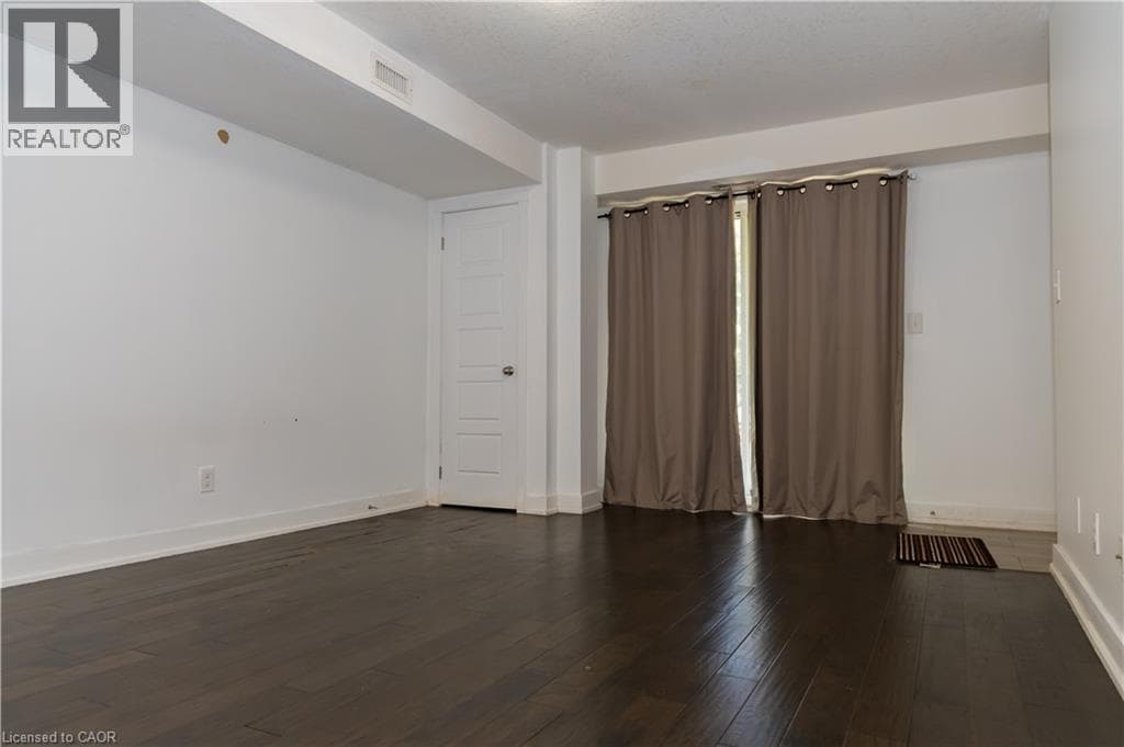 Townhouse for sale at 190 CENTURY HILL Drive Unit# A5, Country Hills, Kitchener, Ontario, photo 5