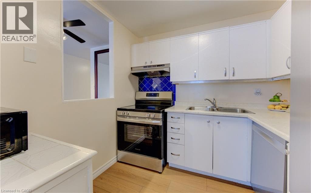 Apartment for sale at 65 HIGHLAND Crescent Unit# 204, Victoria Hills, Kitchener, Ontario, photo 10