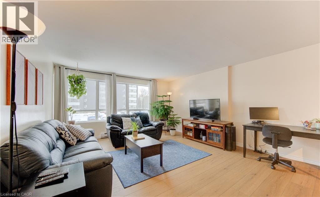 Apartment for sale at 65 HIGHLAND Crescent Unit# 204, Victoria Hills, Kitchener, Ontario, photo 13