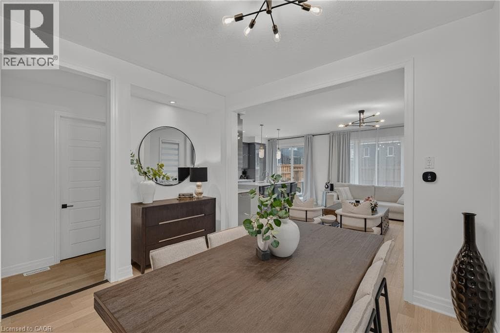 Detached for sale at 173 FORESTWALK Street, Rosenberg (Trussler), Kitchener, Ontario, photo 5