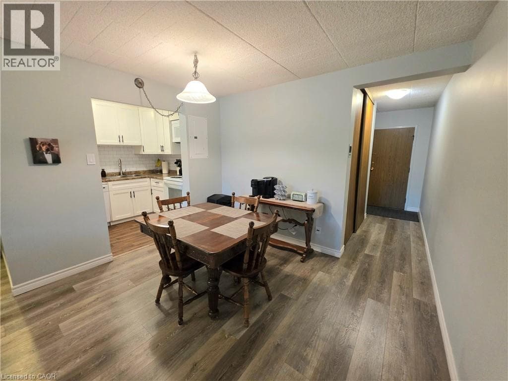 Apartment for sale at 24 MOOREGATE Crescent Unit# 103, Victoria Hills, Kitchener, Ontario, photo 6