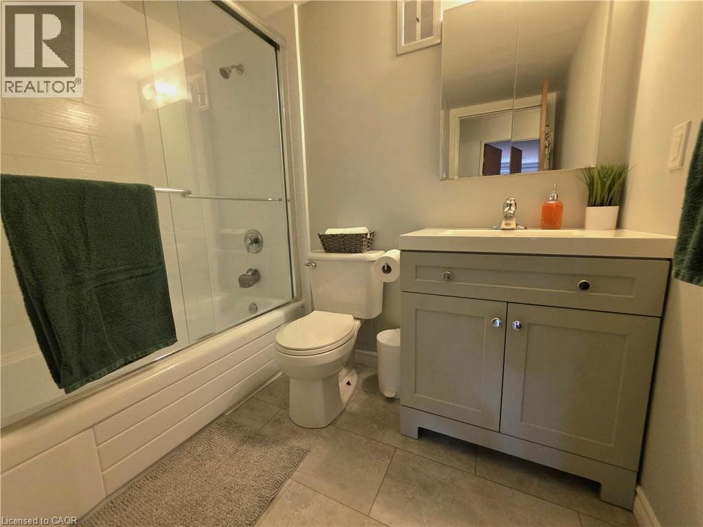 Apartment for sale at 24 MOOREGATE Crescent Unit# 103, Victoria Hills, Kitchener, Ontario, photo 15