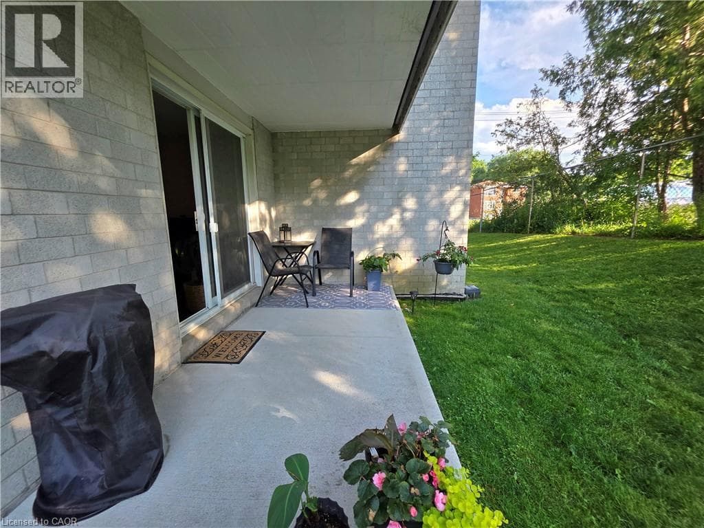 Apartment for sale at 24 MOOREGATE Crescent Unit# 103, Victoria Hills, Kitchener, Ontario, photo 3