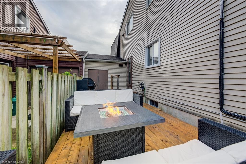 Townhouse for sale at 19 HILLBROOK Crescent, Forest Heights, Kitchener, Ontario, photo 23