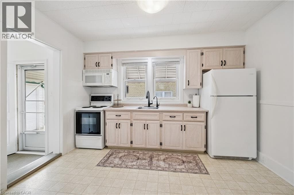 Detached for sale at 188 WENTWORTH Avenue, Mill Courtland Woodside Park, Kitchener, Ontario, photo 12