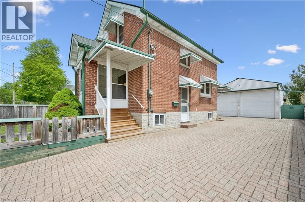 Detached for sale at 188 WENTWORTH Avenue, Mill Courtland Woodside Park, Kitchener, Ontario, photo 2