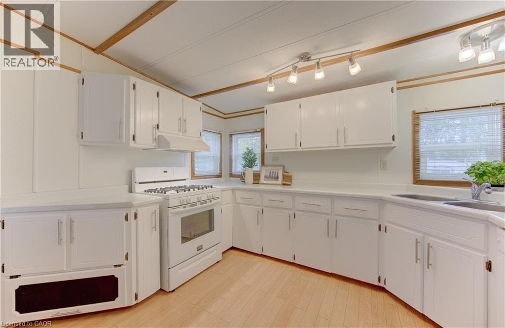 Detached for sale at 580 BEAVER CREEK Road Unit# 3, Laurelwood, Waterloo, Ontario, photo 14