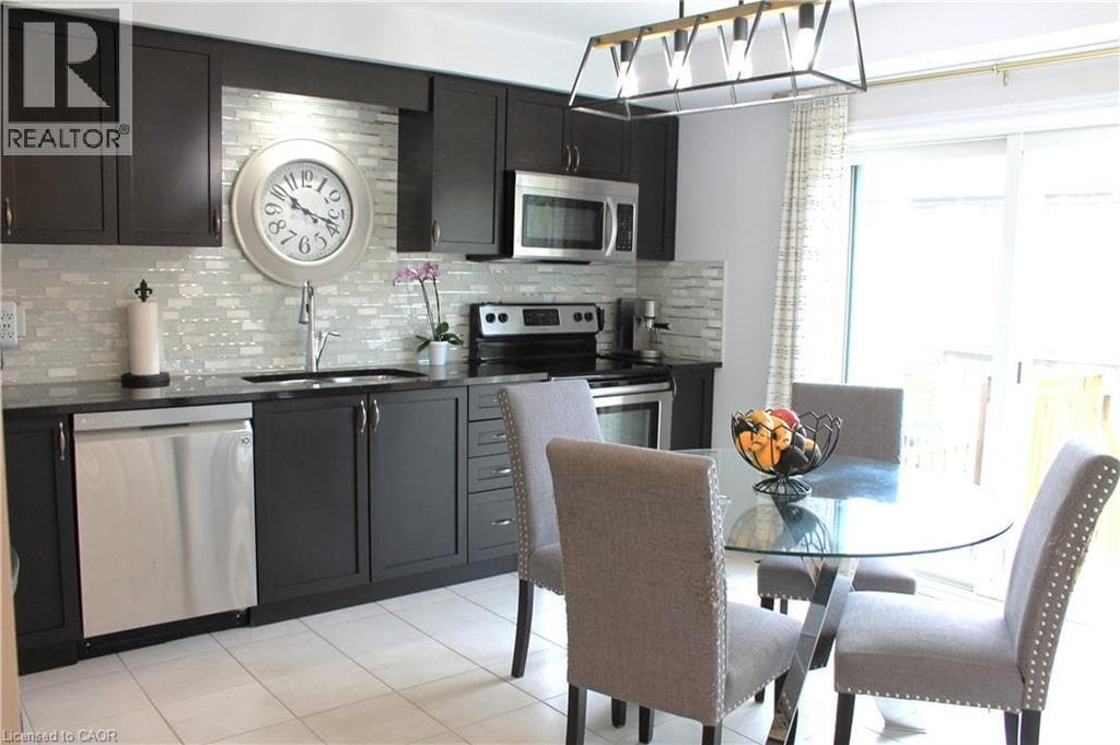 Townhouse for sale at 12 POPLAR Drive Unit# 21, Silverheights, Cambridge, Ontario, photo 6