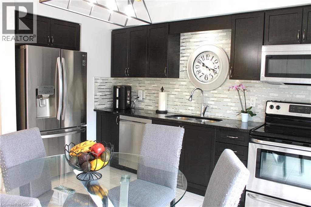 Townhouse for sale at 12 POPLAR Drive Unit# 21, Silverheights, Cambridge, Ontario, photo 7
