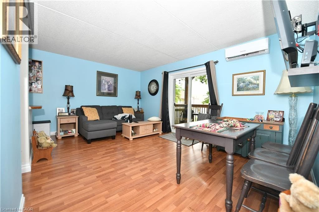 Apartment for sale at 266 OVERLEA Drive Unit# 206, Forest Hill, Kitchener, Ontario, photo 2